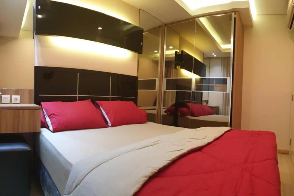 1 Bedroom Apartment Near Central Park Mall Jakarta Eksteriør billede