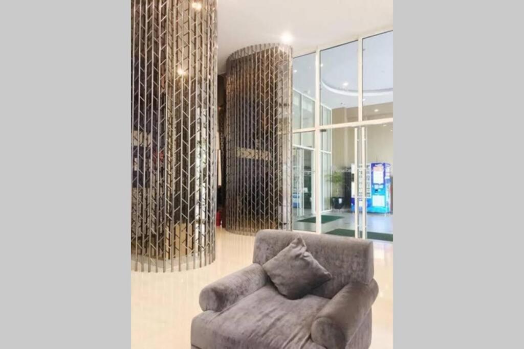 1 Bedroom Apartment Near Central Park Mall Jakarta Eksteriør billede